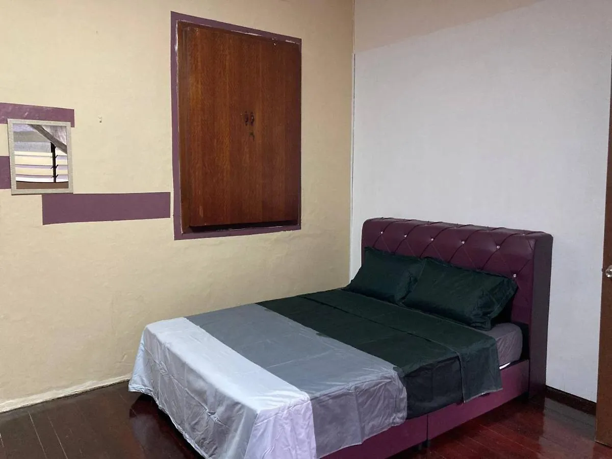 Stop @Melaka Guesthouse Malacca